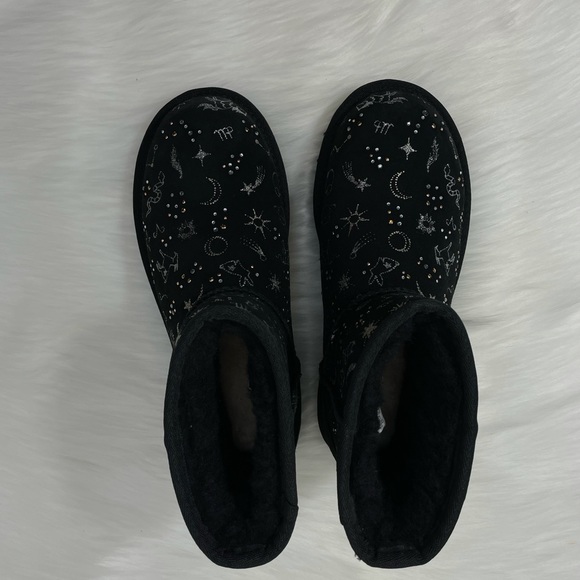[SOLD] UGG Classic Zodiac Mini Snow Boots Sz 5 - Picture 5 of 12
